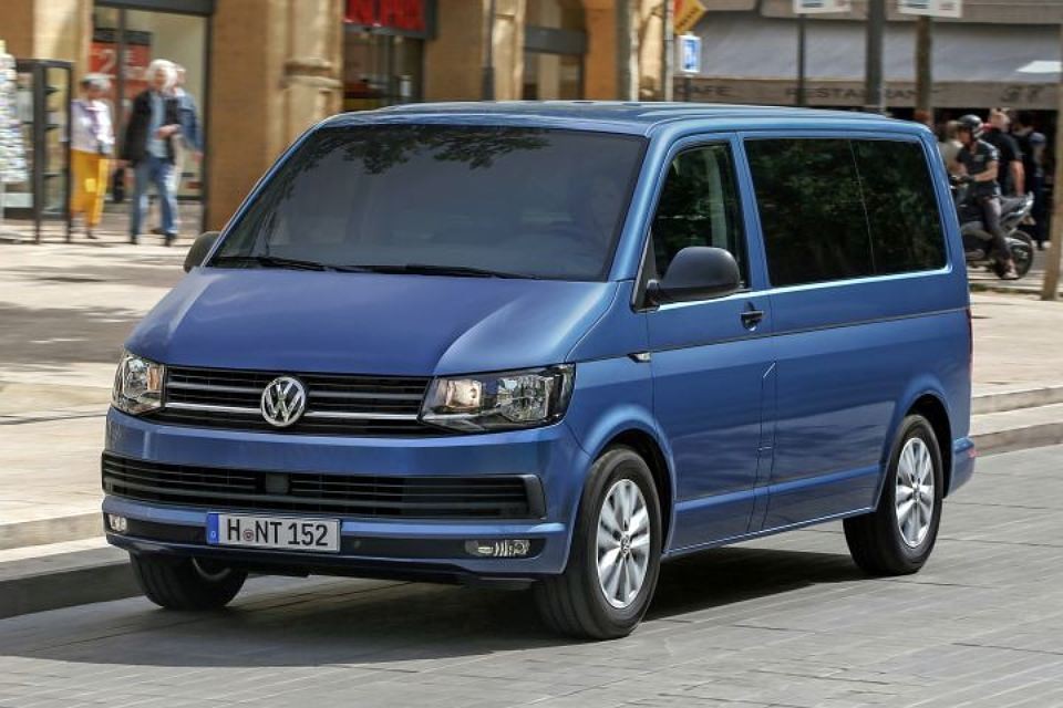 Volkswagen отзывает почти восемь тысяч автомобилей Multivan